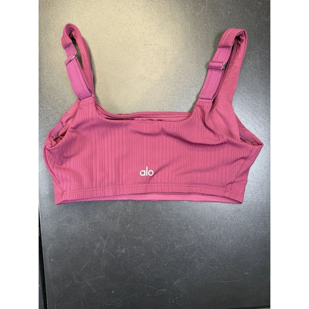 ALO YOGA Burgundy Run It Back Bra Subtly Ribbed Medium Support Active Bra Size S